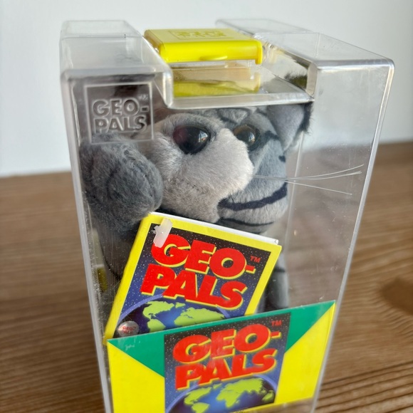 “Jynx” Geo Pals Canada Lynx Bean Bag Plush Animal - Picture 3 of 9